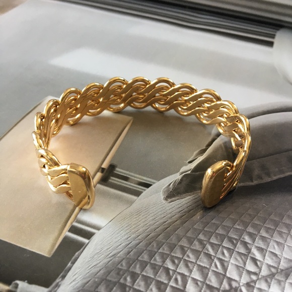 Monet Vintage Gold Bangle Bracelet - Picture 4 of 8